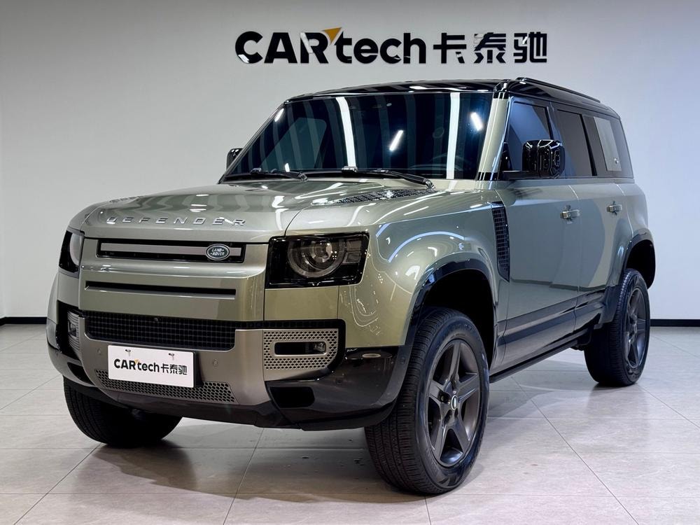 Land Rover Defender 2024 — фото автомобиля