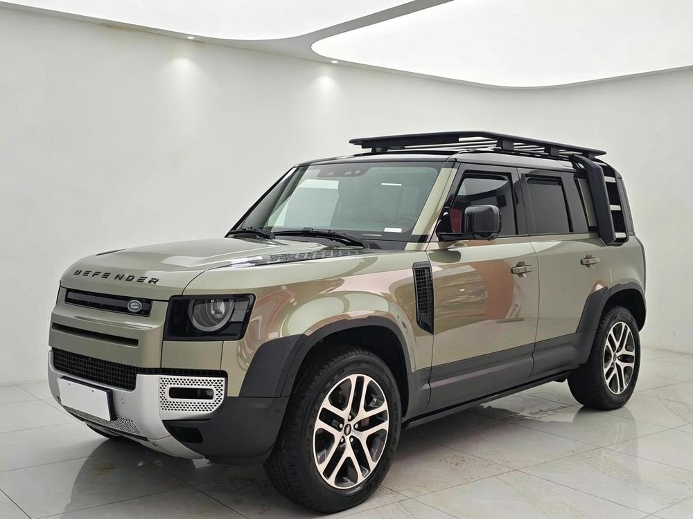 Land Rover Defender 2023 — фото автомобиля