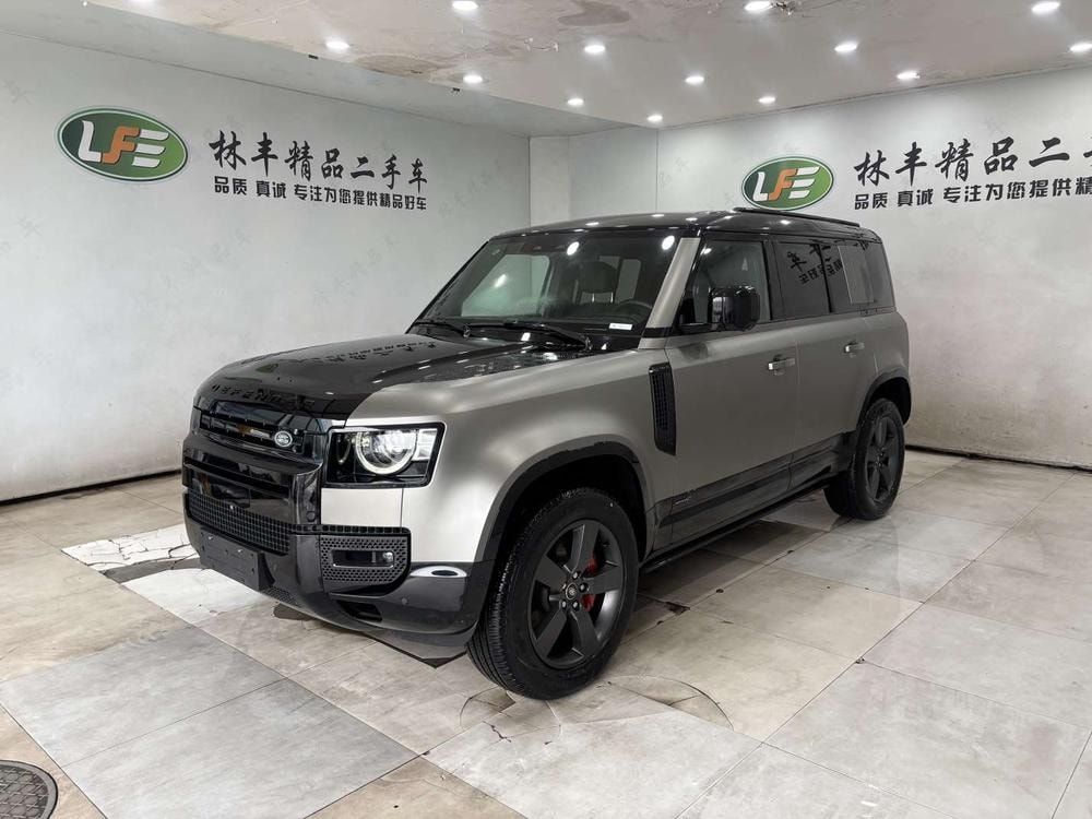 Land Rover Defender 2025 — фото автомобиля