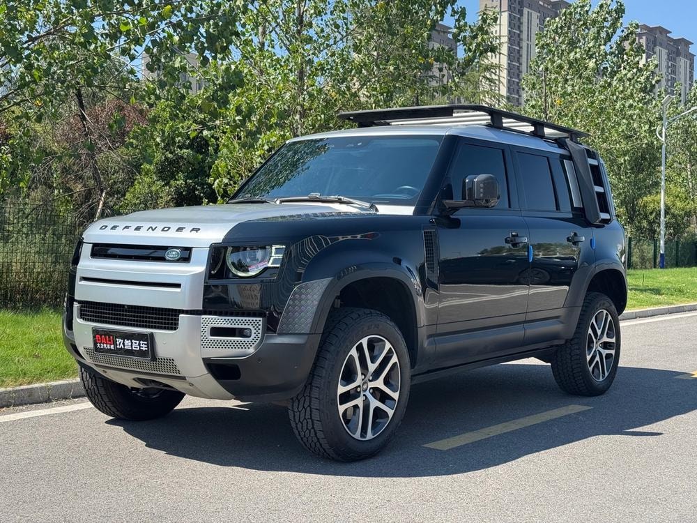Land Rover Defender 2021 — фото автомобиля
