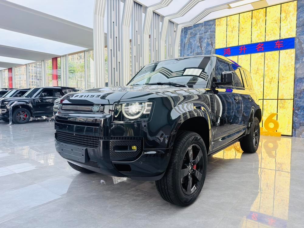 Land Rover Defender 2025 — фото автомобиля