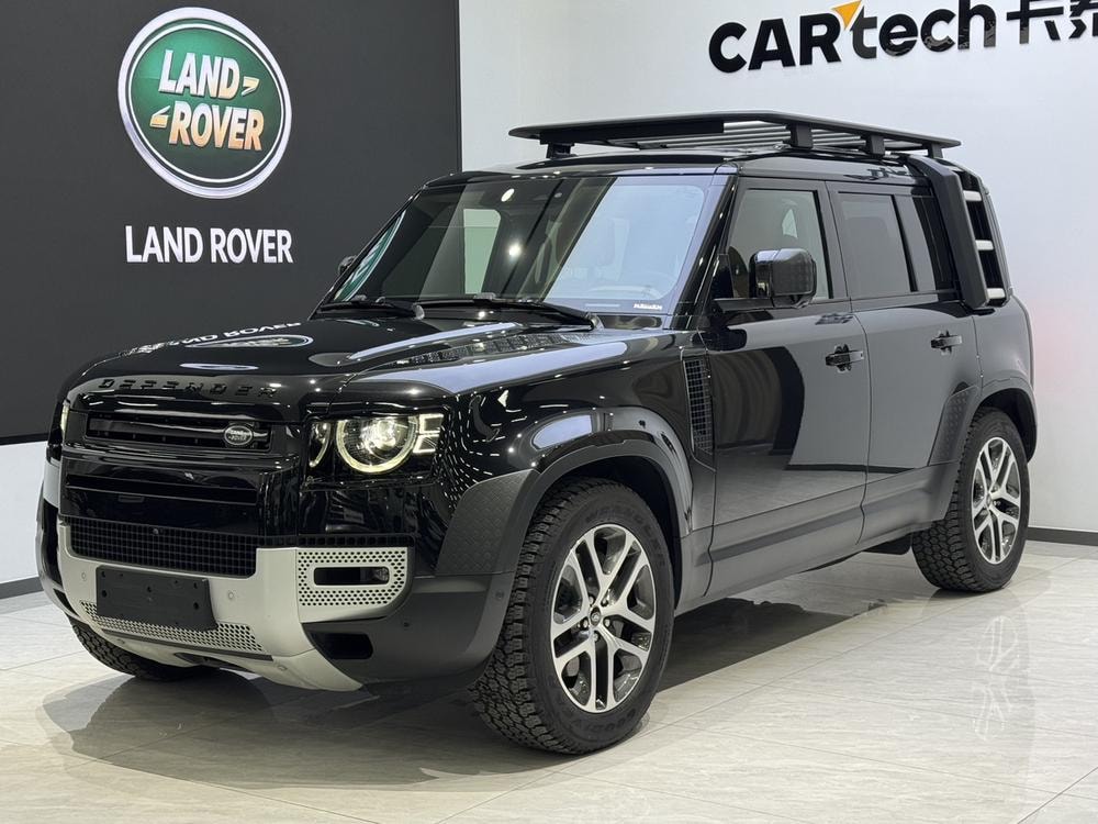 Land Rover Defender 2024 — фото автомобиля 1