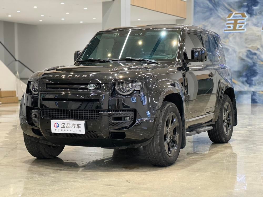 Land Rover Defender 2023 — фото автомобиля 1