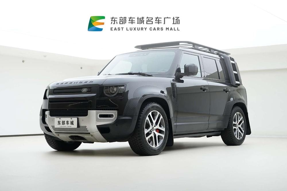 Land Rover Defender 2024 — фото автомобиля