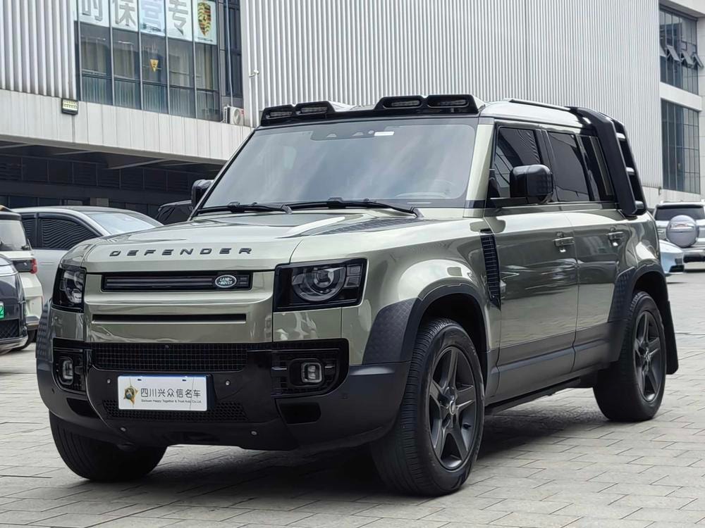 Land Rover Defender 2025 — фото автомобиля 1