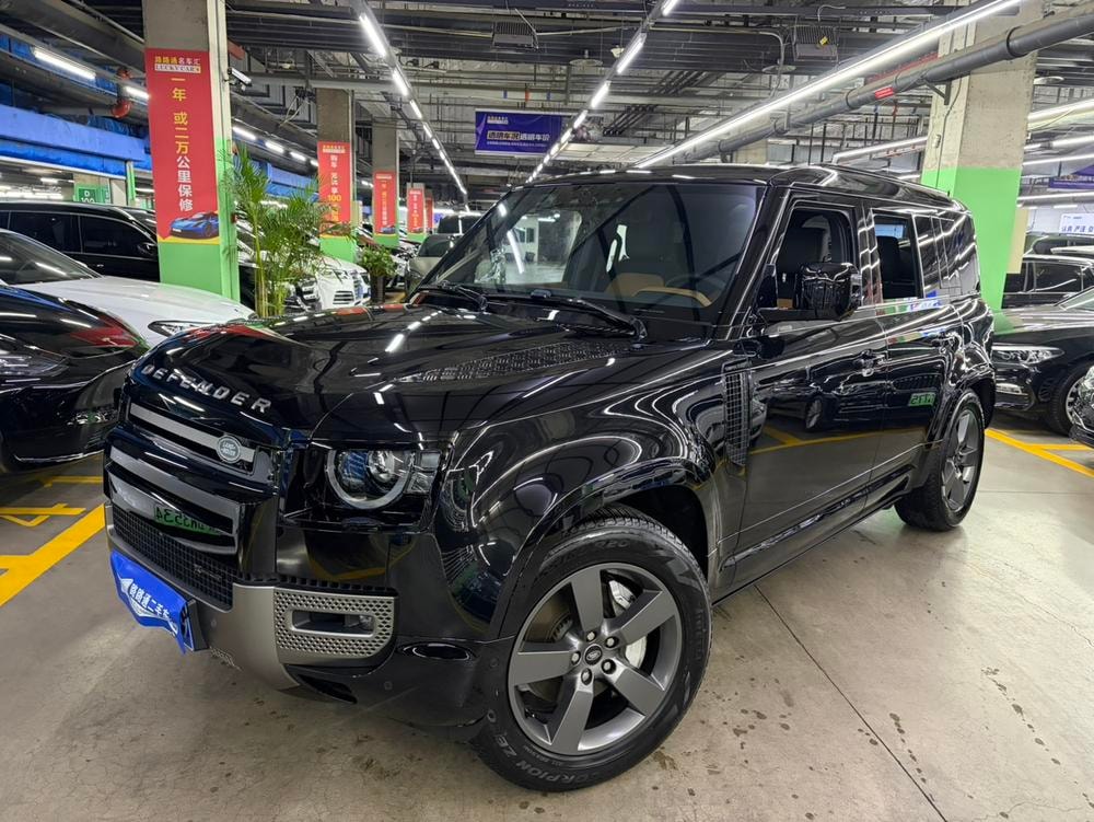 Land Rover Defender 2023 — фото автомобиля 1