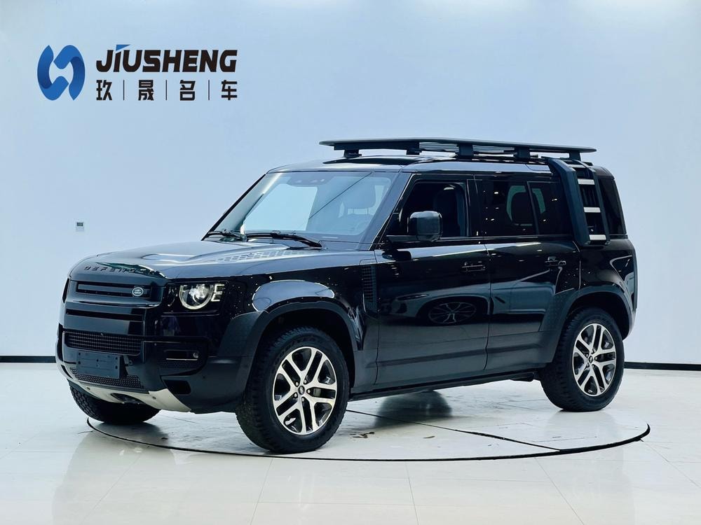 Land Rover Defender 2024 — фото автомобиля 1