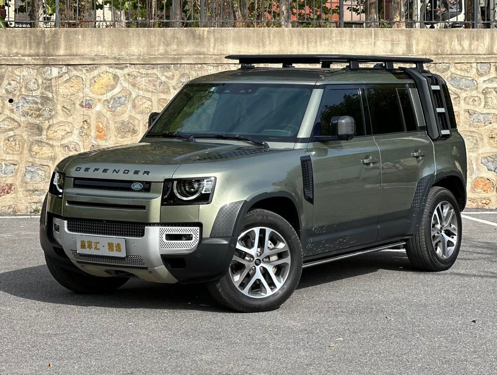 Land Rover Defender 2020 — фото автомобиля 1