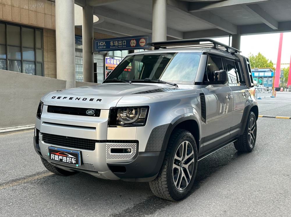 Land Rover Defender 2021 — фото автомобиля 1