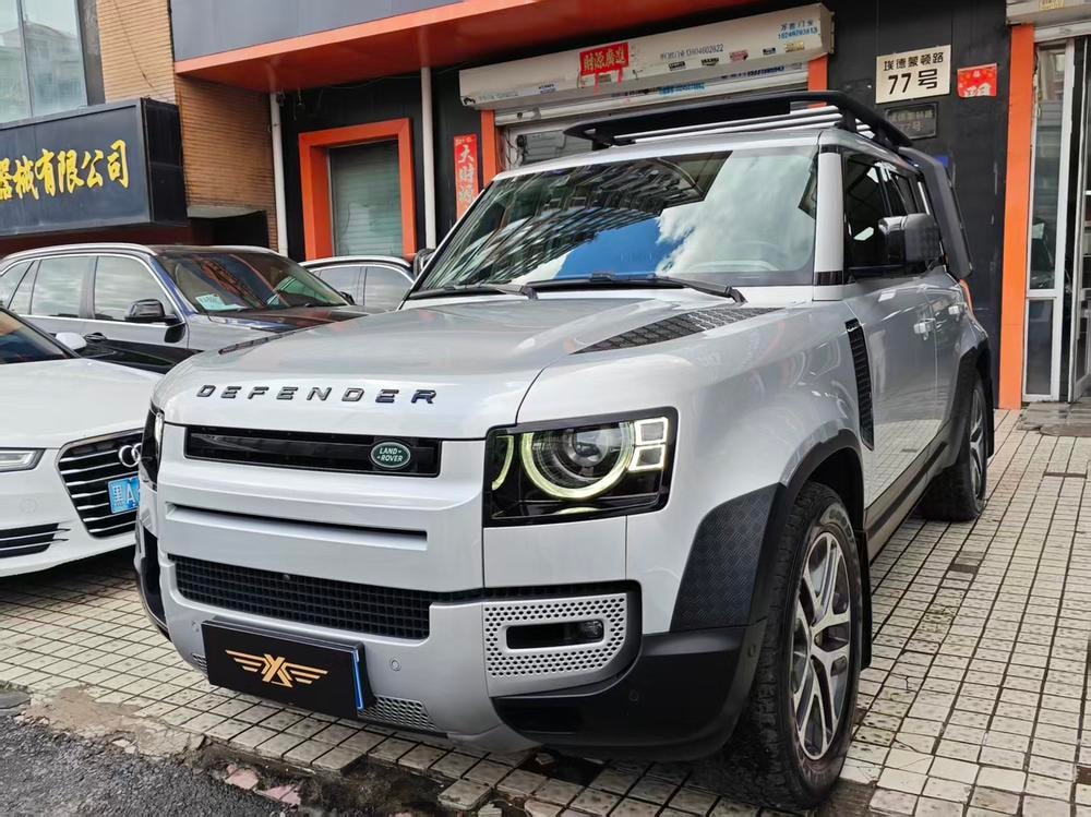 Land Rover Defender 2020 — фото автомобиля