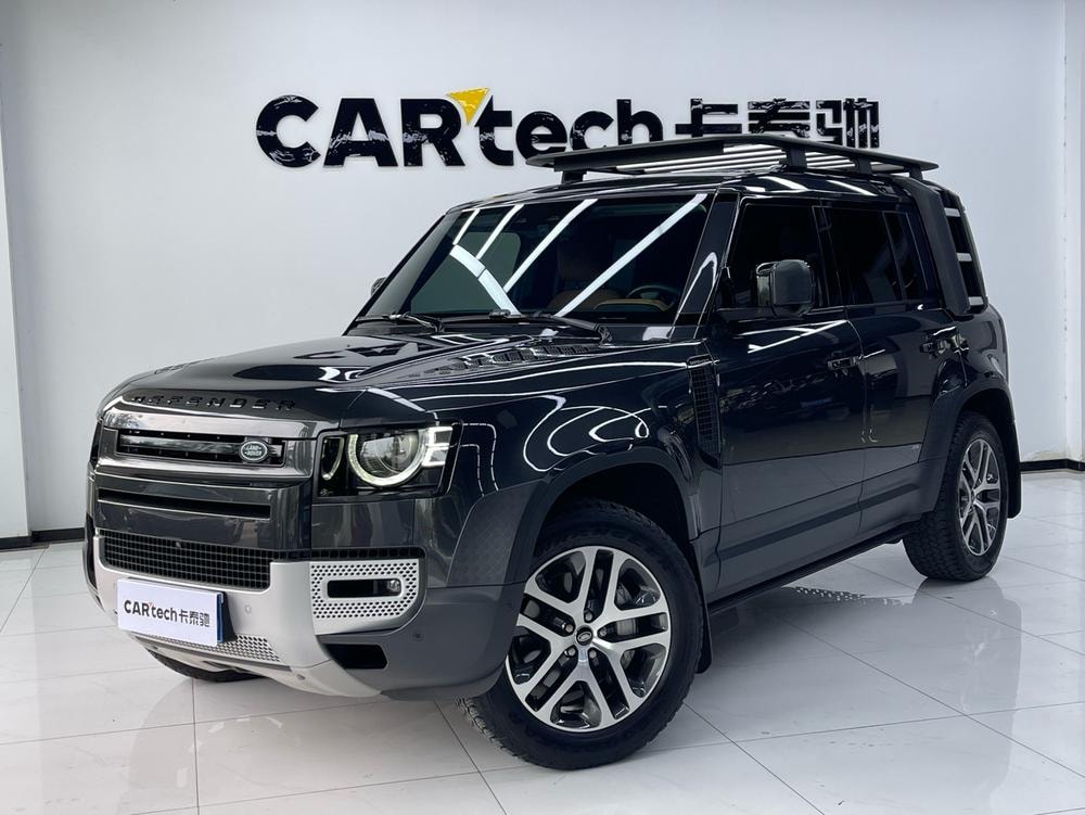 Land Rover Defender 2024 — фото автомобиля 1
