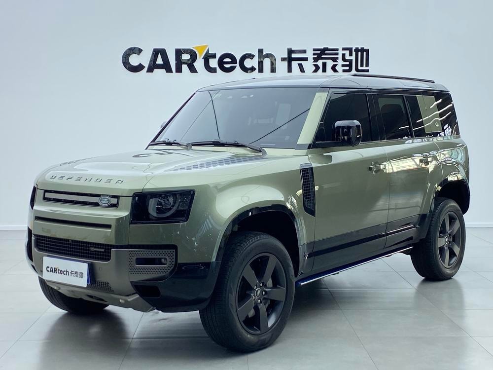Land Rover Defender 2023 — фото автомобиля 1