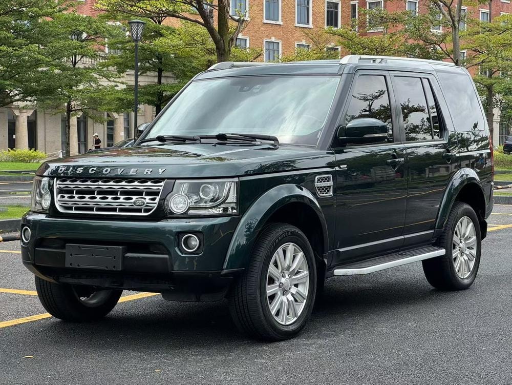 Land Rover Discovery 2015 — фото автомобиля 1
