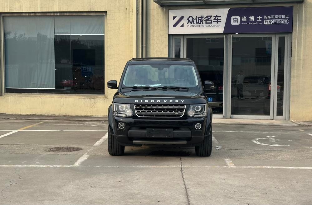 Land Rover Discovery 2016 — фото автомобиля