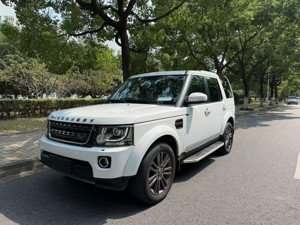 Land Rover Discovery 2016 — фото автомобиля