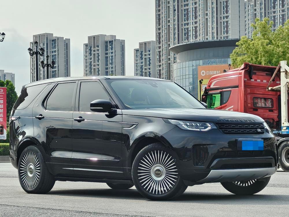 Land Rover Discovery 2020 — фото автомобиля
