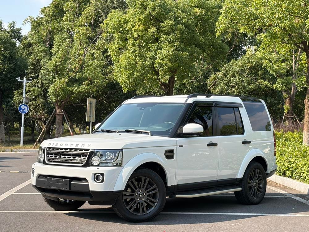 Land Rover Discovery 2016 — фото автомобиля