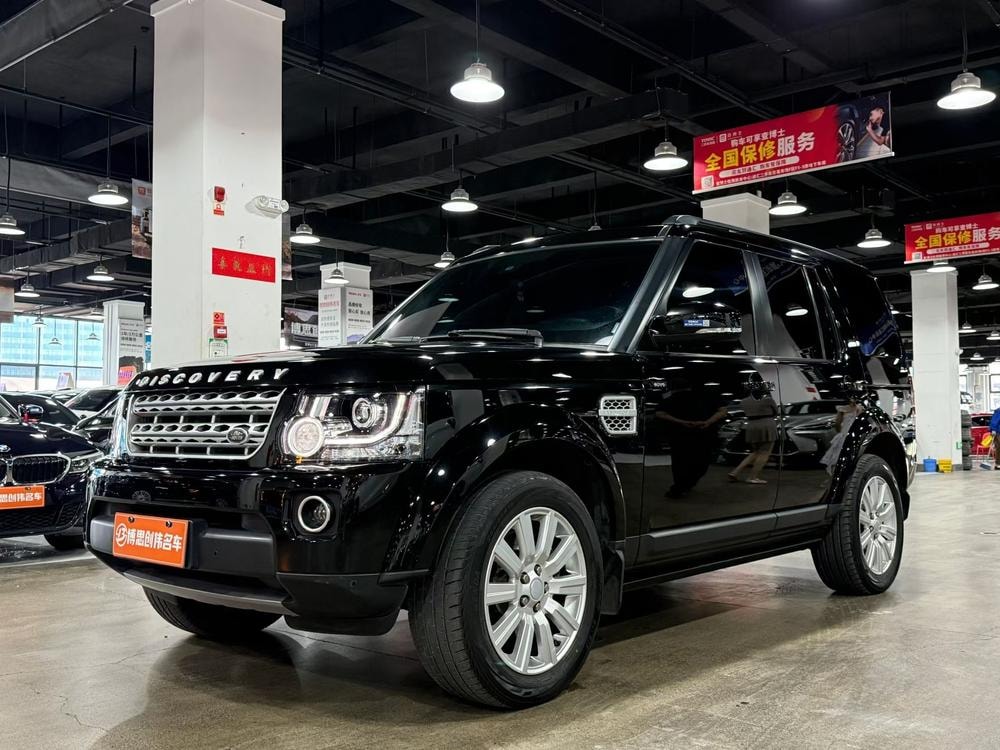 Land Rover Discovery 2015 — фото автомобиля