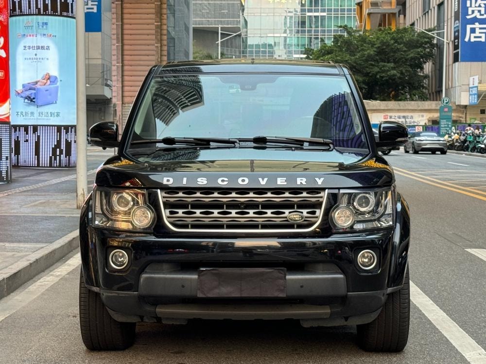 Land Rover Discovery 2015 — фото автомобиля 1
