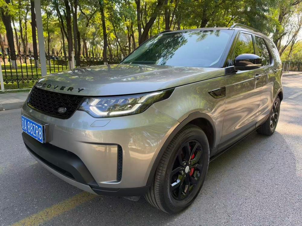 Land Rover Discovery 2017 — фото автомобиля