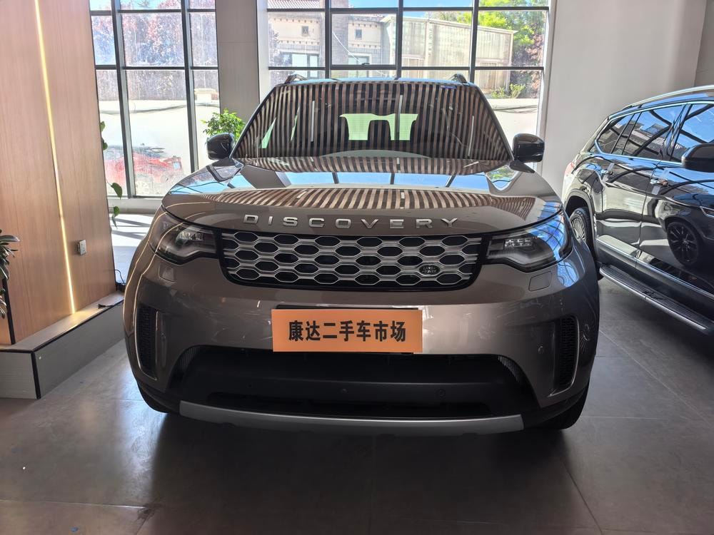 Land Rover Discovery 2025 — фото автомобиля 1