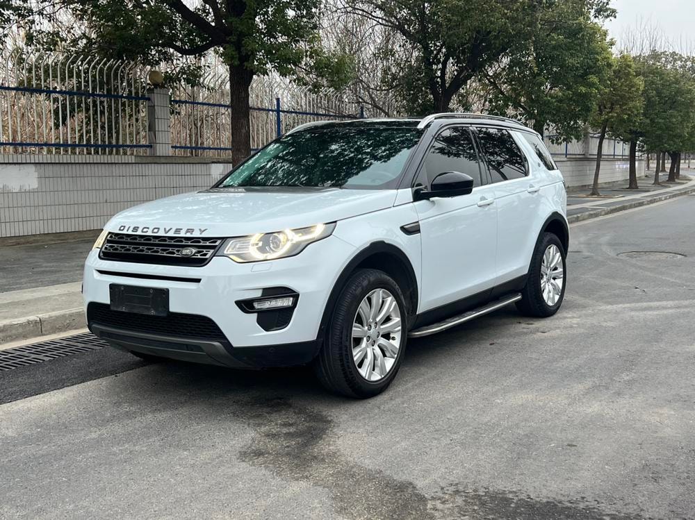 Land Rover Discovery Sport 2016 — фото автомобиля