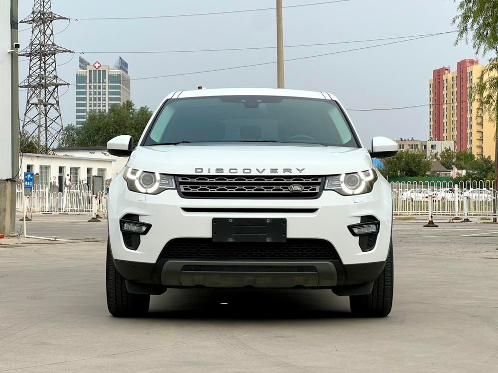 Land Rover Discovery Sport 2016 — фото автомобиля