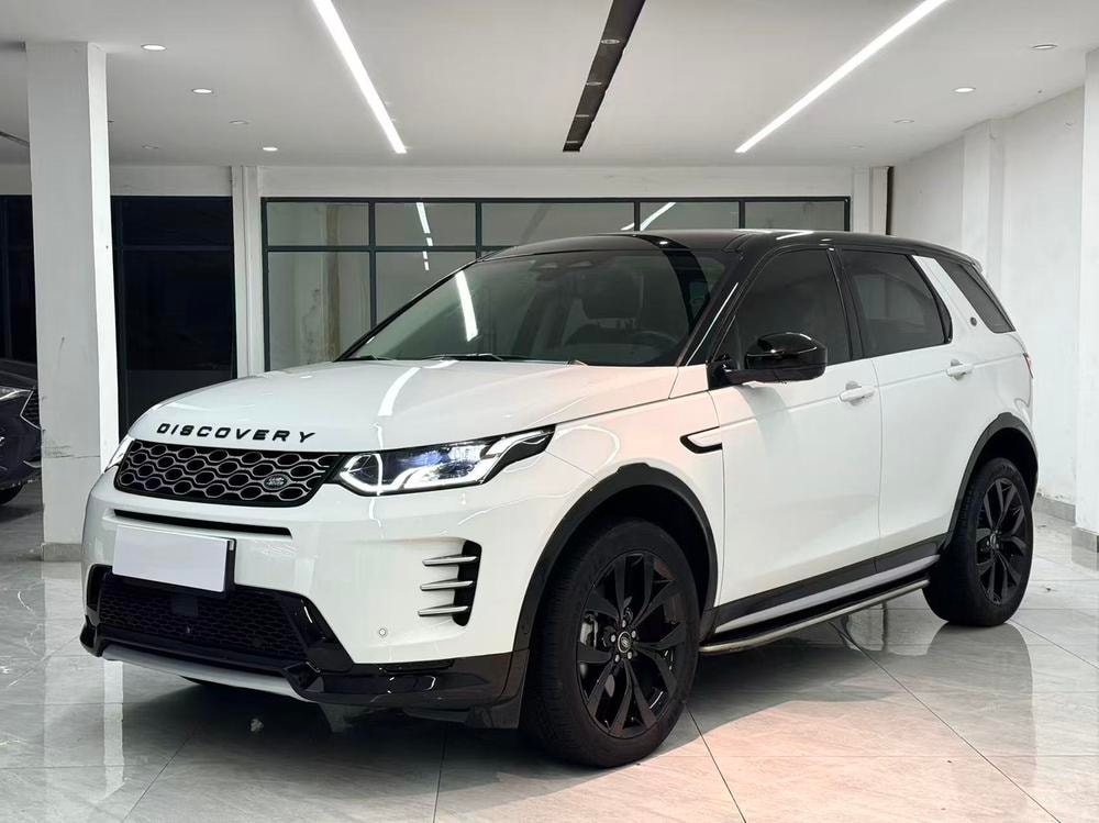 Land Rover Discovery Sport 2024 — фото автомобиля