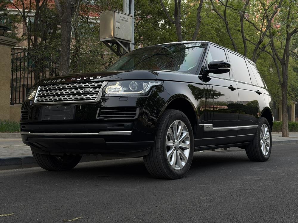 Land Rover Range Rover 2017 — фото автомобиля 1