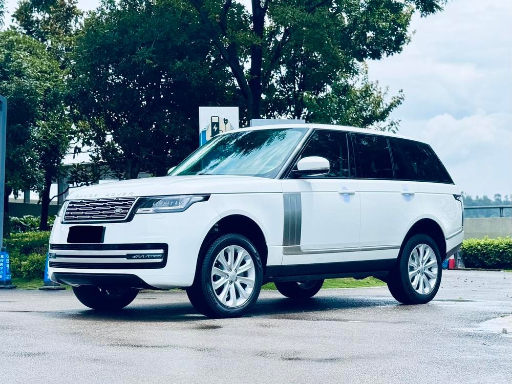 Land Rover Range Rover 2017 — фото автомобиля
