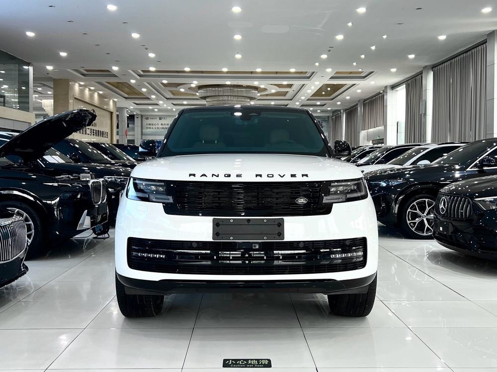 Land Rover Range Rover 2025 — фото автомобиля