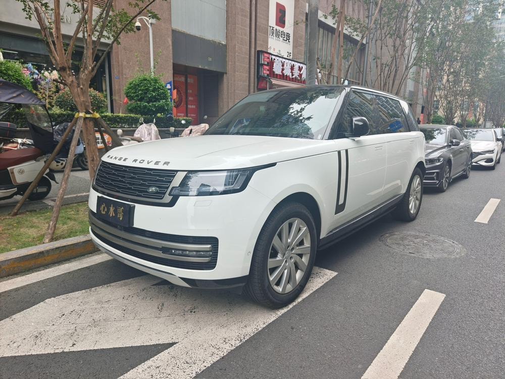 Land Rover Range Rover 2025 — фото автомобиля