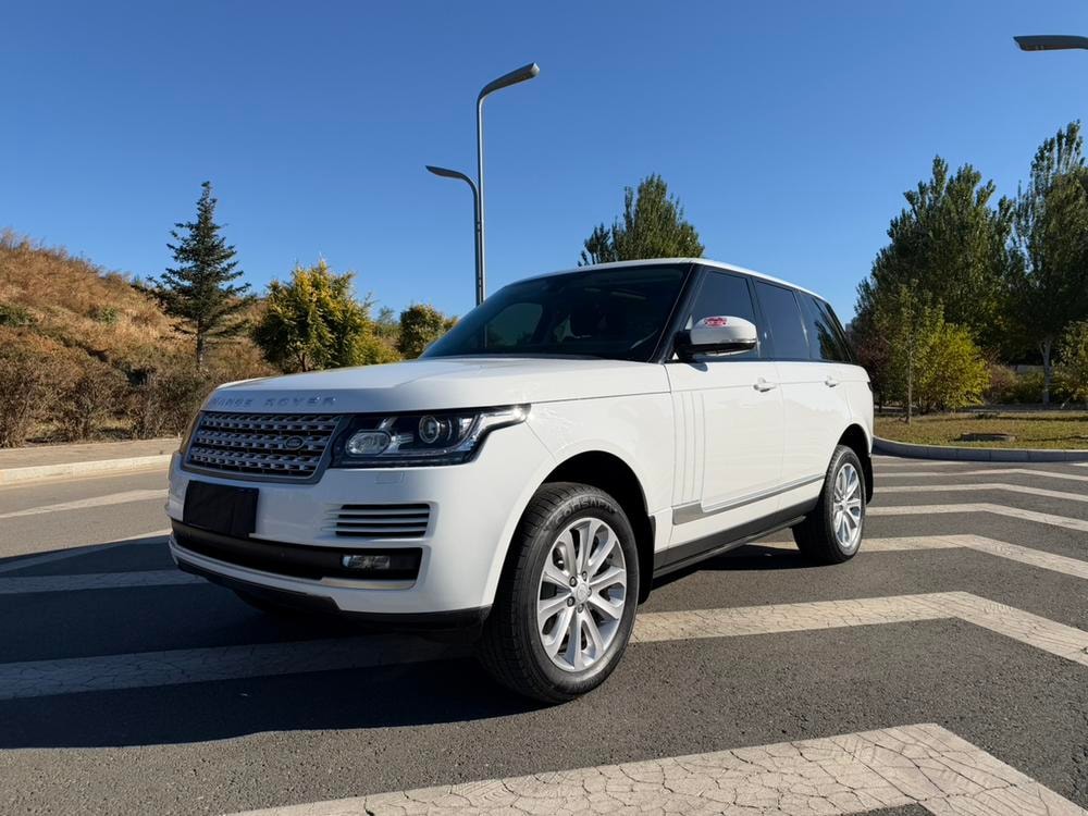 Land Rover Range Rover 2016 — фото автомобиля