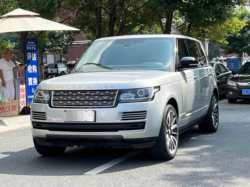 Land Rover Range Rover 2017 — фото автомобиля