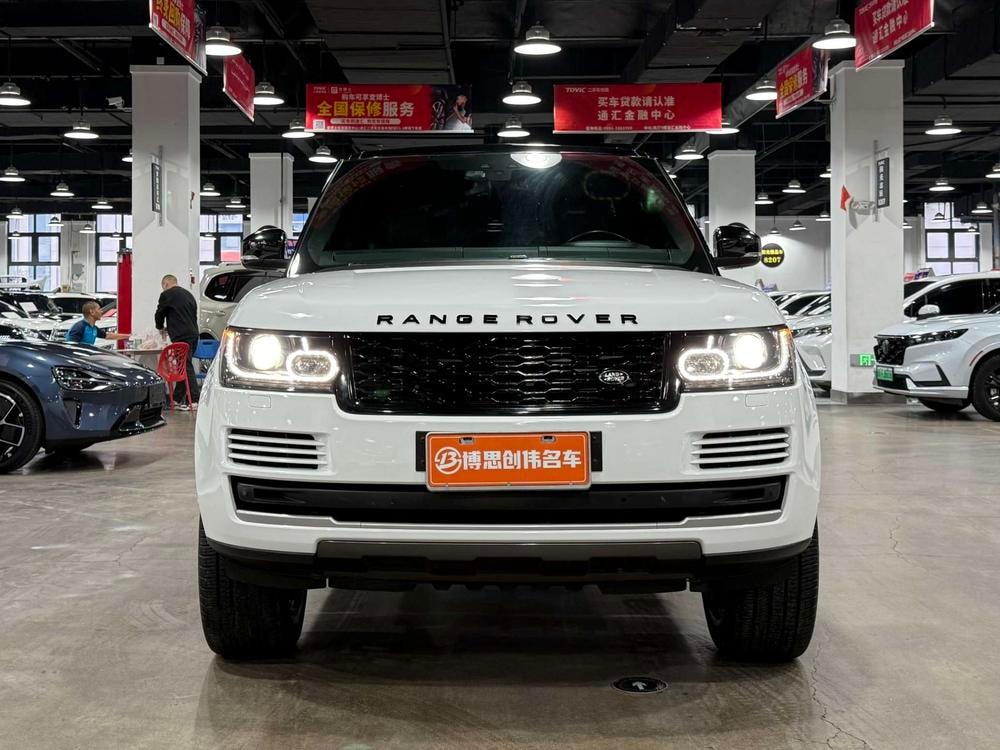 Land Rover Range Rover 2018 — фото автомобиля