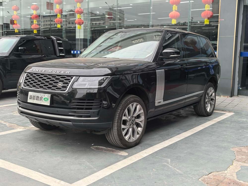 Land Rover Range Rover 2020 — фото автомобиля