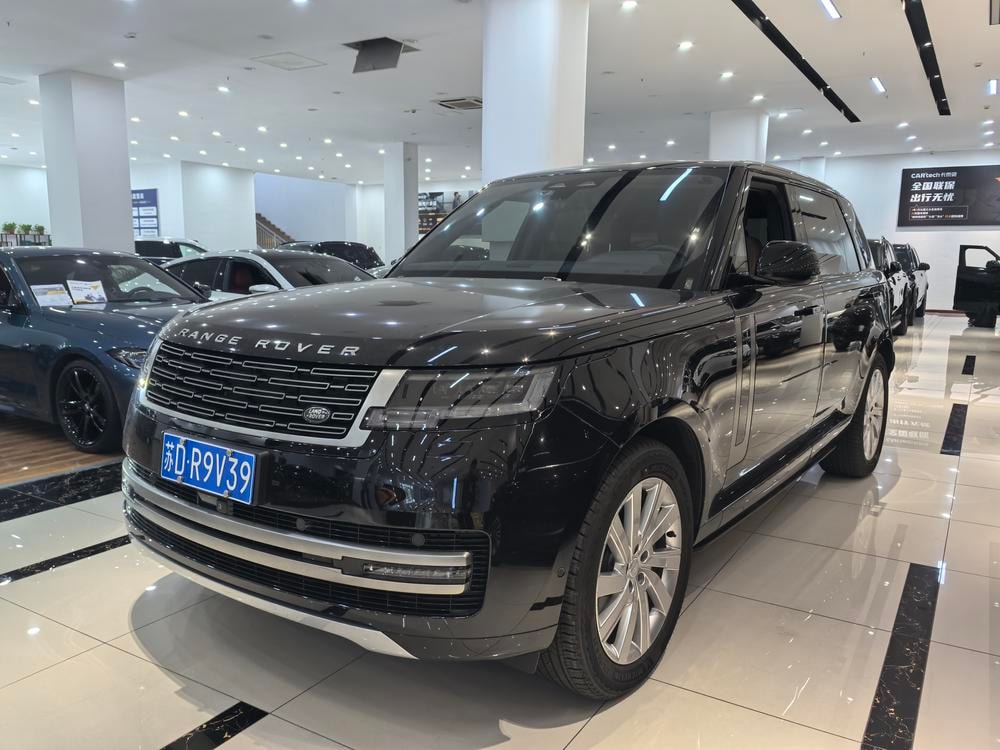Land Rover Range Rover 2025 — фото автомобиля