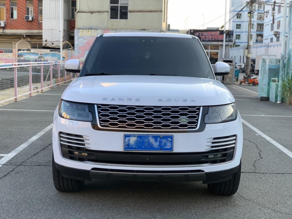 Land Rover Range Rover 2017 — фото автомобиля