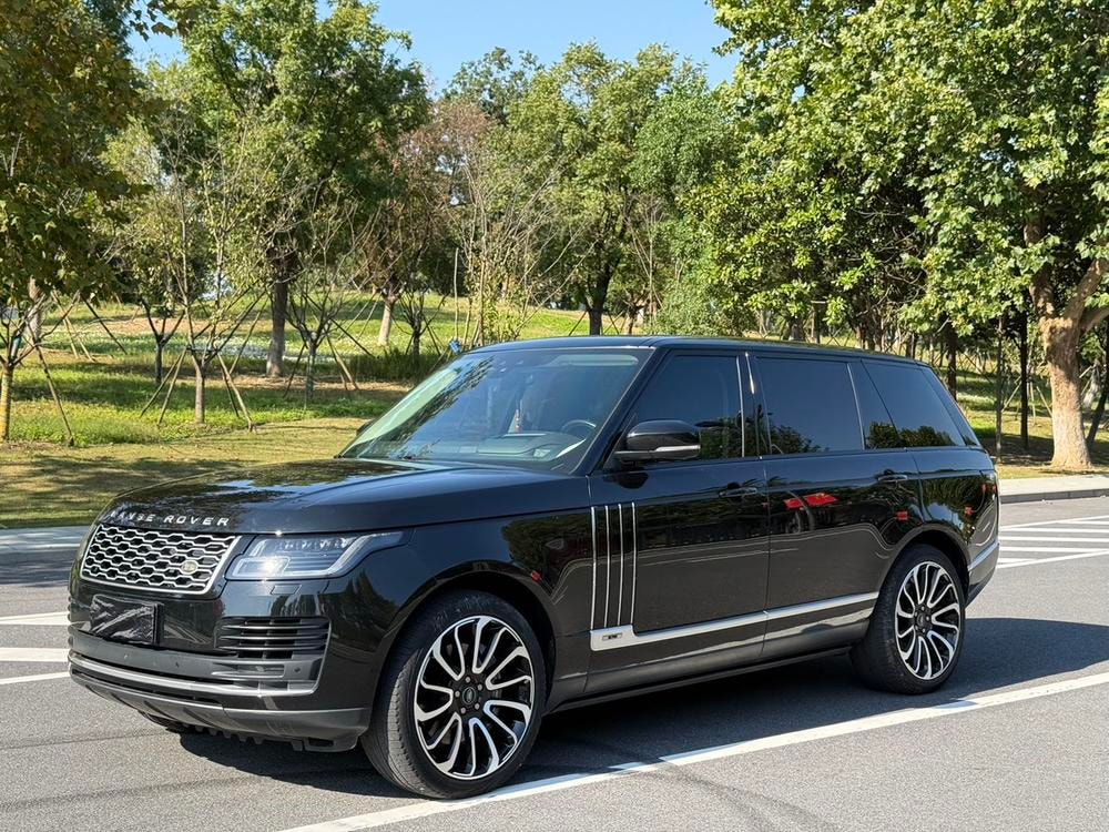 Land Rover Range Rover 2020 — фото автомобиля