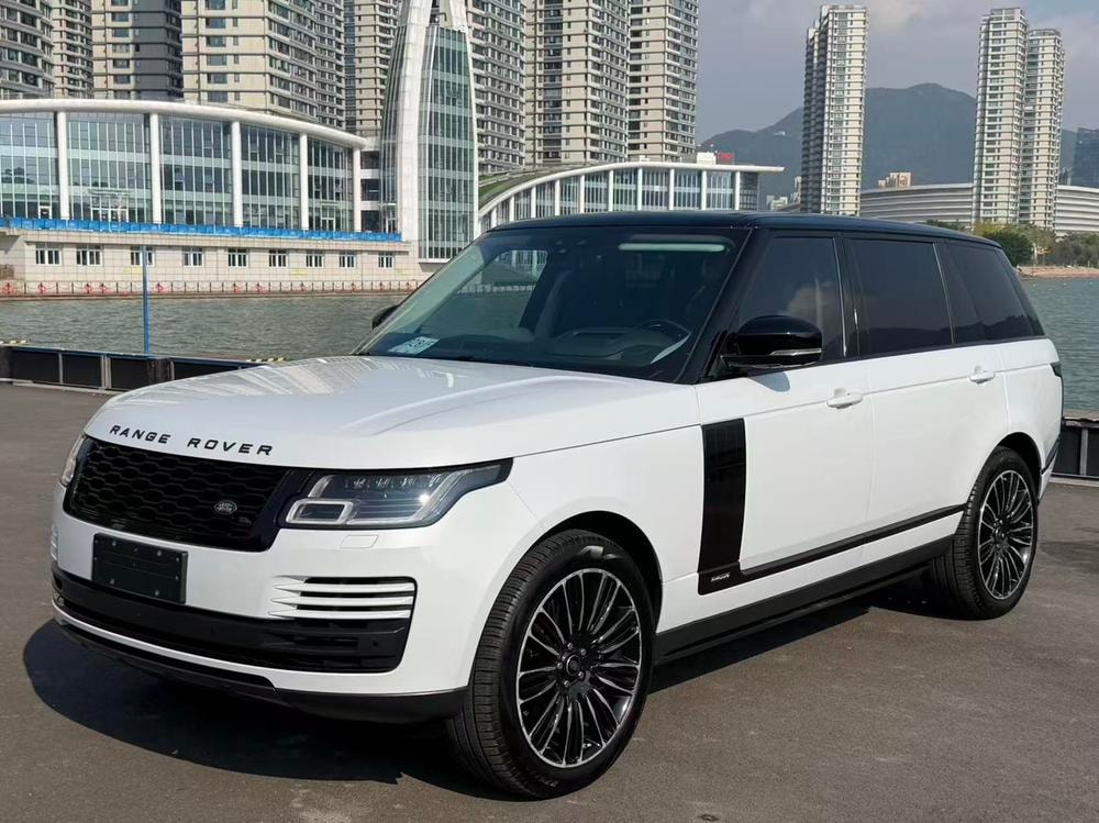 Land Rover Range Rover 2021 — фото автомобиля