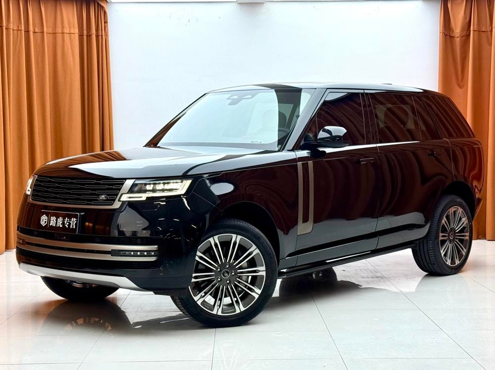 Land Rover Range Rover 2023 — фото автомобиля 1