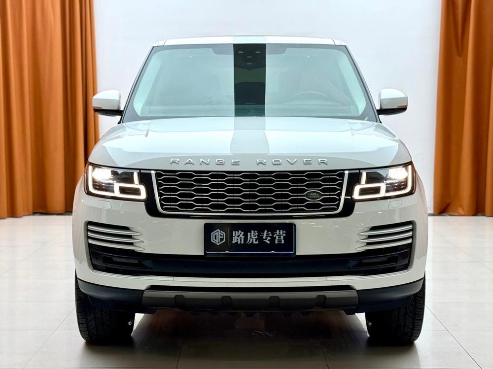 Land Rover Range Rover 2018 — фото автомобиля 1