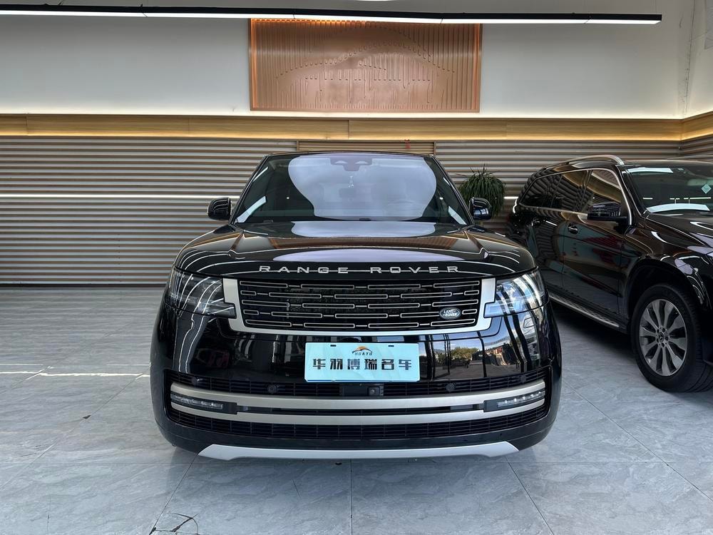Land Rover Range Rover 2023 — фото автомобиля