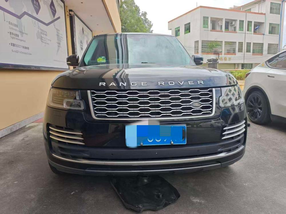 Land Rover Range Rover 2020 — фото автомобиля 1