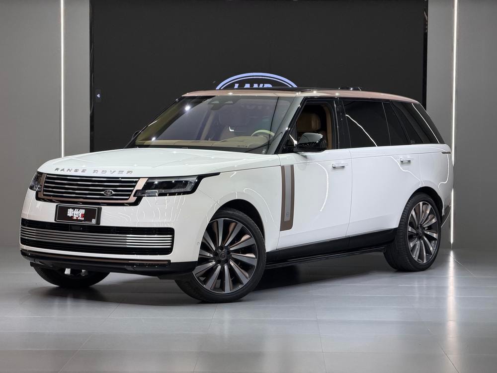 Land Rover Range Rover 2023 — фото автомобиля 1