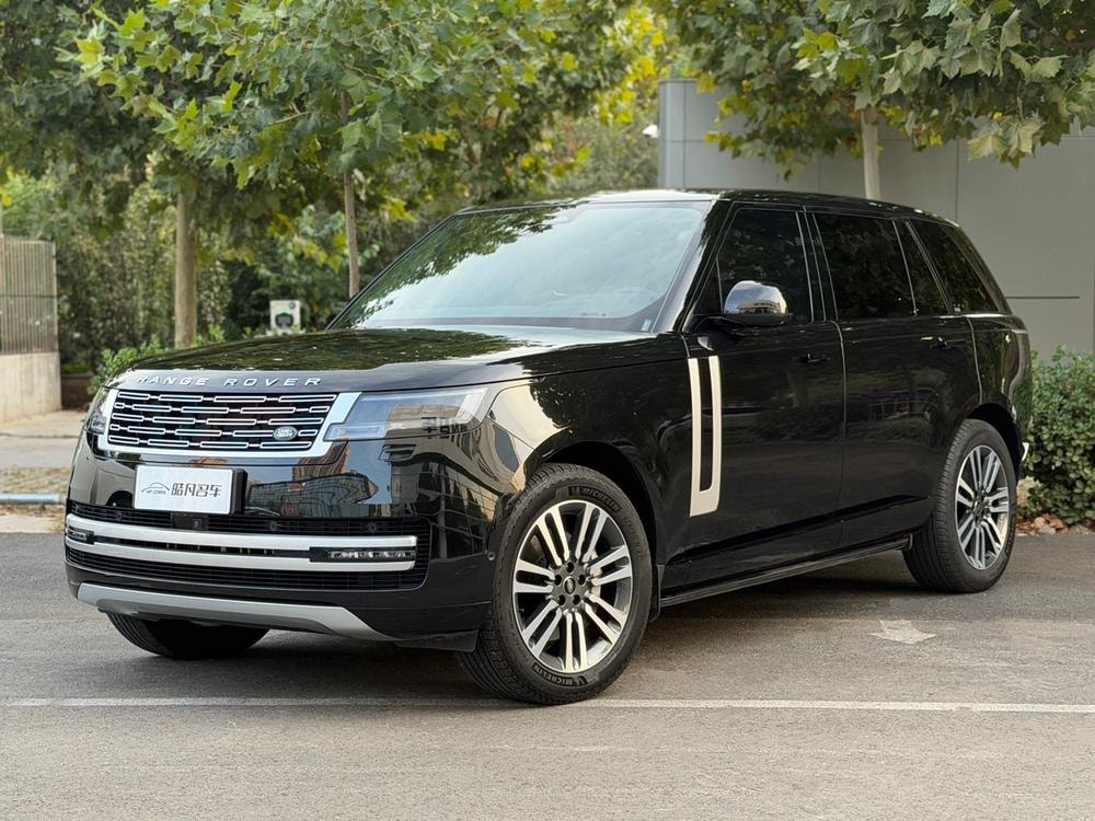 Land Rover Range Rover 2023 — фото автомобиля 1