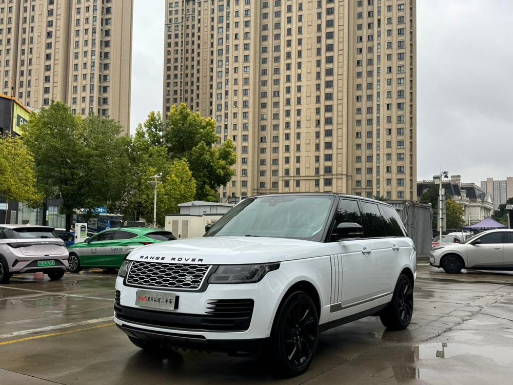 Land Rover Range Rover 2018 — фото автомобиля 1