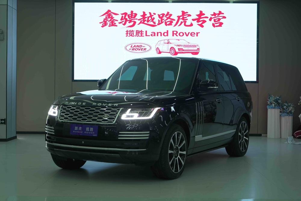 Land Rover Range Rover 2019 — фото автомобиля