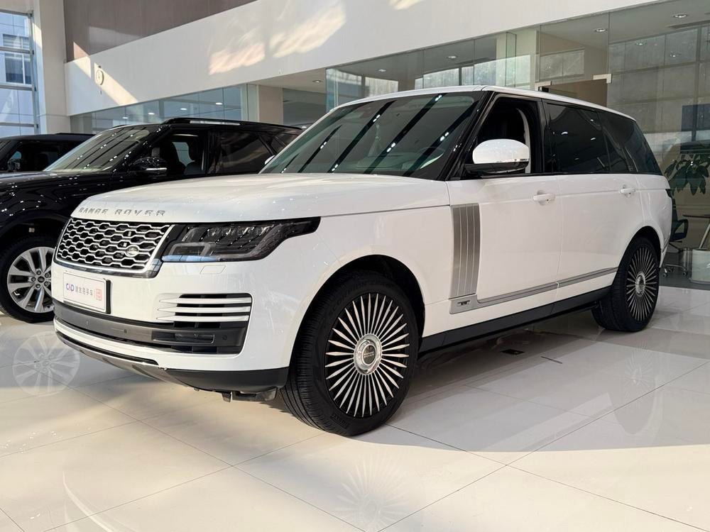 Land Rover Range Rover 2020 — фото автомобиля 1