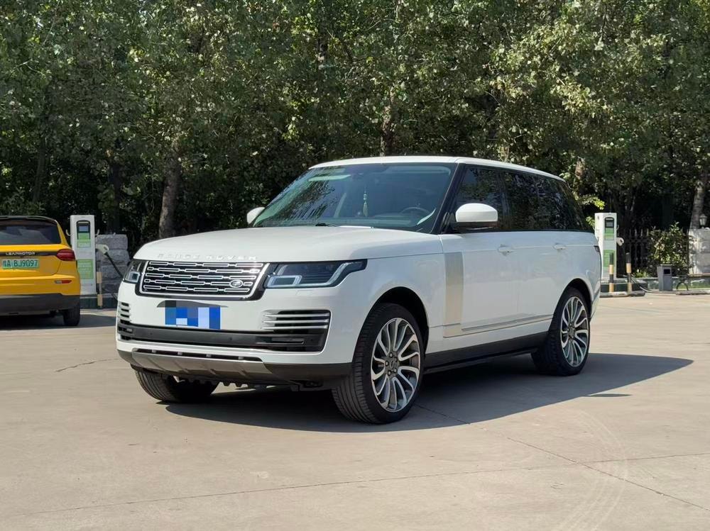 Land Rover Range Rover 2015 — фото автомобиля